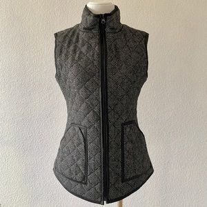 Cremieux - Worn ONCE - Quilted Herringbone Vest